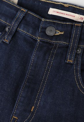 Jean Levi's 725 Bootcut Fit Índigo Oscuro