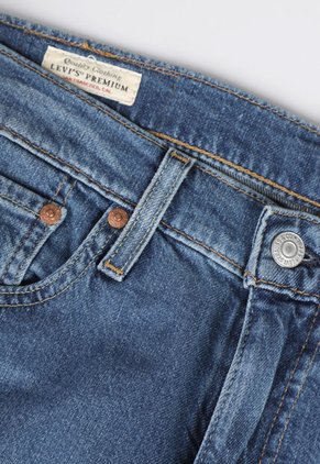 Jean Levi's 502 Taper Fit Índigo Medio