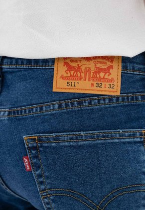 Jean Azul Levi's 511 Slim Fit