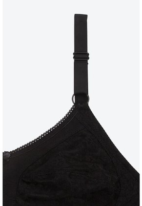 Brasier Clásico En Blonda Y Algodón Para Bustos Pesados 4606 BRASIER SEÑORERO NEGRO T34B Lili Pink