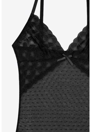 Body En Malla Con Transparencias Y Cortes Delicados EM159-003 BODY ENCAJE, TM, NRGO Lili Pink