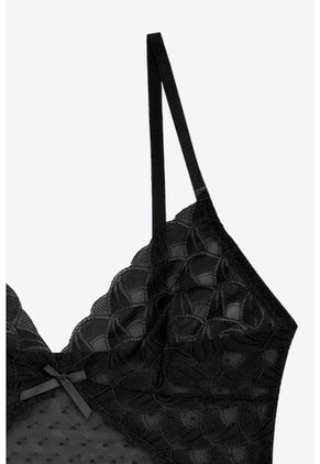 Body En Malla Con Transparencias Y Cortes Delicados EM159-003 BODY ENCAJE, TM, NRGO Lili Pink