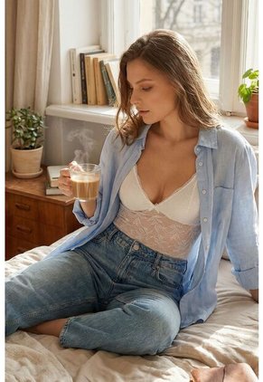 Body En Malla Con Encaje Y Escote Triangular EM159-002 BODY ENCAJE, TS, NRGO Lili Pink