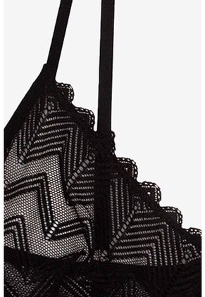 Brasier Individual Con Cobertura Media Con Aros EM178-004 BRASIER ENCAJE, T36B, NRGO Lili Pink