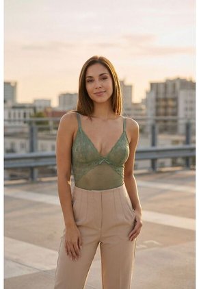 Body En Malla Con Transparencias Y Cortes Delicados EM159-003 BODY ENCAJE, TS, BLCO Lili Pink