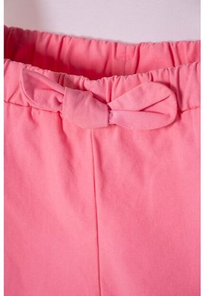 Conjunto De Littlemic Con Short Multicolor Para Niña 2T A 6T 3T