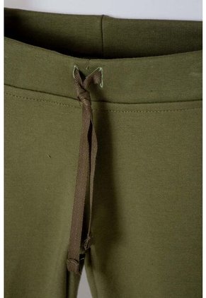 Conjunto Para Niño, De Pantalón Largo Gris/verde De LittleMic 5T