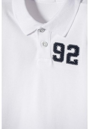 Camiseta Tipo Polo De Littlemic Blanco Para Niño 2T A 5T 3T