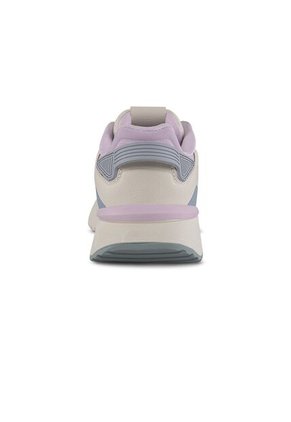 Tenis Urbanos Femon Beige Los Gomosos Para Niña