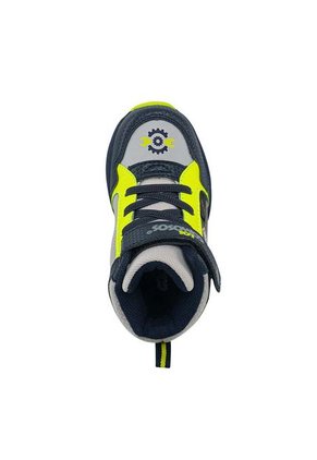 Tenis Con Luces Reywin Verde Para Niño Los Gomosos