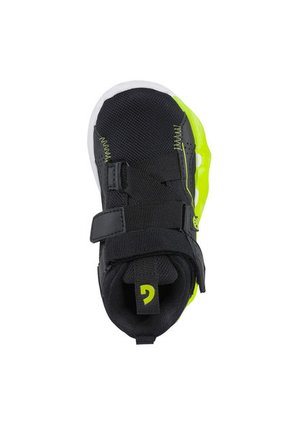 Tenis Frelia Negro Para Niño Los Gomosos