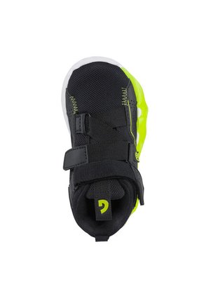 Tenis Frelia Negro Para Niño Los Gomosos