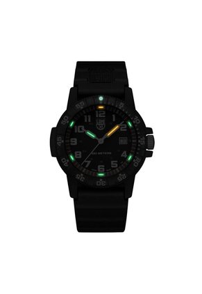 Reloj Luminox Modelo Xs.0335 Gris Hombre