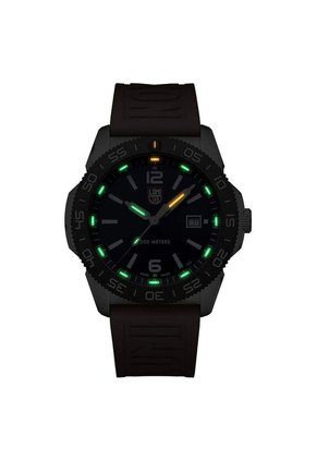 Reloj Luminox Modelo Xs.3123.rf Naranja Hombre
