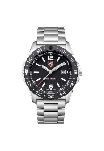 Reloj Luminox Modelo Xs.3122m Plateado Hombre Luminox