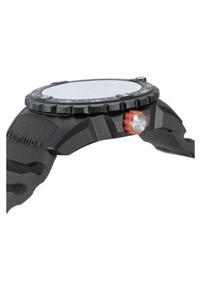 Reloj Luminox Modelo Xb.3739 Negro Hombre