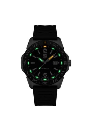 Reloj Luminox Modelo Xs.3121.1 Negro Hombre