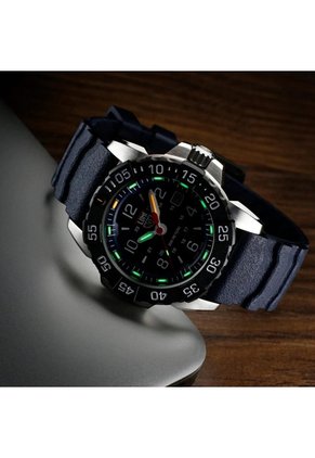 Reloj Luminox Modelo Xs.3253.cb Azul Hombre