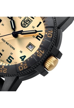 Reloj Luminox Modelo Xs.0325.gp Gris Hombre