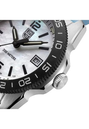 Reloj Luminox Modelo Xs.3124m Celeste Hombre
