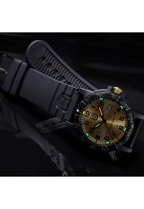 Reloj Luminox Modelo Xs.0325.gp Gris Hombre