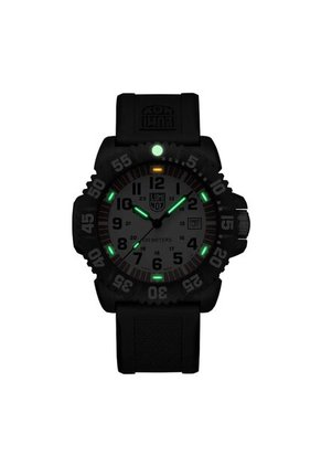 Reloj Luminox Modelo X2.2057 Gris Hombre