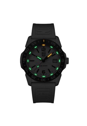 Reloj Luminox Modelo Xs.3128m.set Blanco Hombre