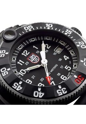 Reloj Luminox Modelo Xs.3001.h Negro Hombre