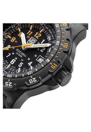 Reloj Luminox Modelo Xl.8825.h.set Gris Hombre
