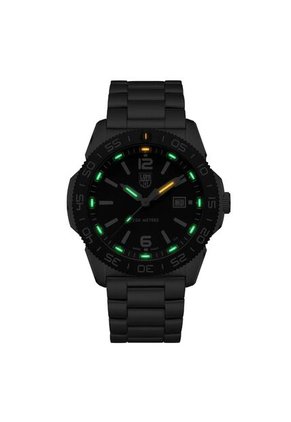 Reloj Luminox Modelo Xs.3122 Plateado Hombre