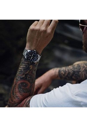 Reloj Luminox Modelo Xs.3122 Plateado Hombre