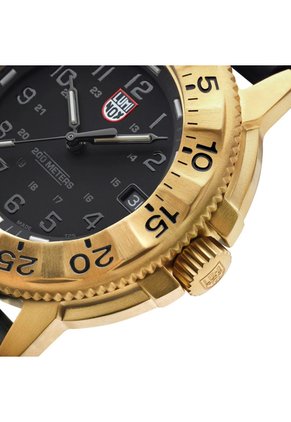 Reloj Luminox Modelo Xs.3221.nsf Negro Hombre