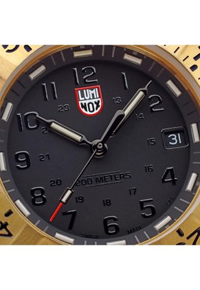 Reloj Luminox Modelo Xs.3221.nsf Negro Hombre