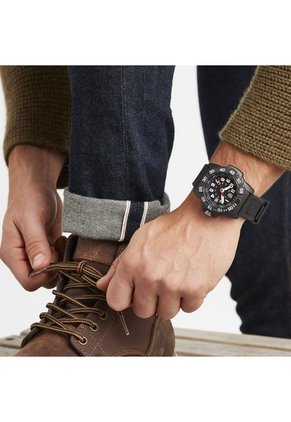 Reloj Luminox Modelo Xs.3501.f Negro Hombre