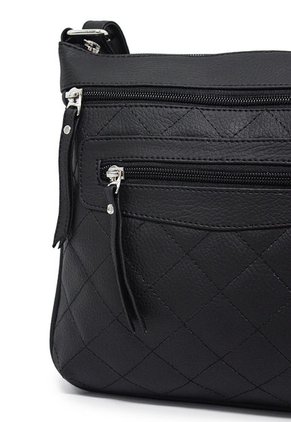 Bolso Manos Libres Macoly 751 Berlin Acolchado Negro