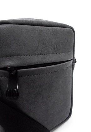 Bolso Manos Libres Macoly 318 Sintetico Gris