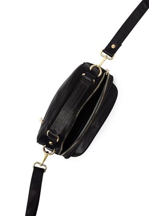 Bolso Manos Libres Macoly 701 Razzo Negro Oro