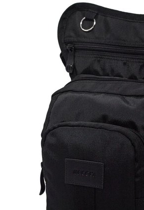 Piernera Macoly 282 Lona Negro