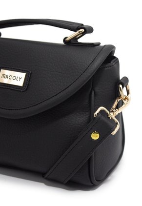 Cartera Manos Libres Macoly 876 Marsella Negro