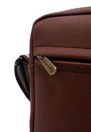 Bolso Manos Libres Macoly 318 Sintetico Miel X Reata