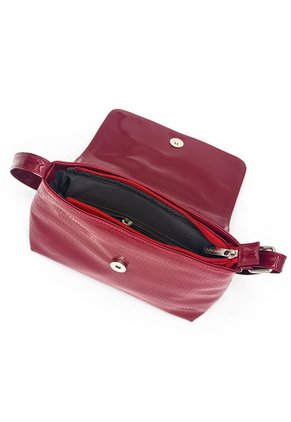 Bolso Manos Libres Pequeño Macoly 573 Kai Vinotinto