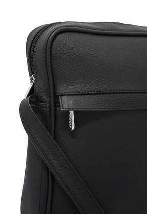 Bolso Manos Libres Macoly 045 Sintético Pvc