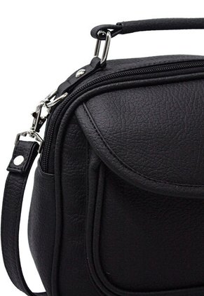 Bolso Manos Libres Macoly 701  Praga Negro