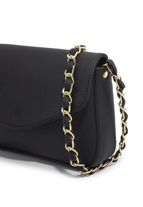 Cartera Manos Libres 572 Marsella Negro