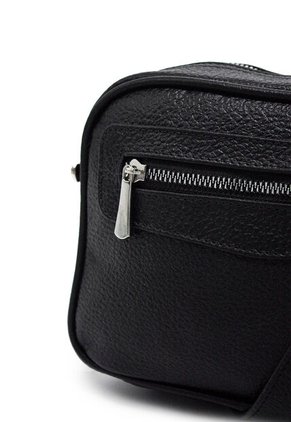 Bolso Manos Libres Macoly 788 Cuero Negro Niquel