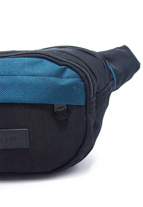 Canguro En Lona 252 Correa Larga Uso Manos Libres Negro X Azul Petroleo