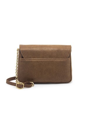 Cartera Manos Libres 572 Bruma Chocolate