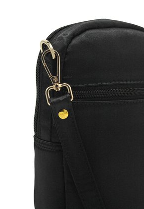 Bolso Manos Libres Macoly 851 Razzo Negro