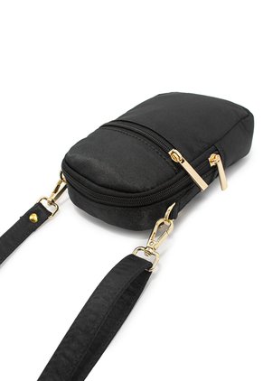 Bolso Manos Libres Macoly 851 Razzo Negro