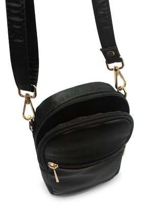 Bolso Manos Libres Macoly 851 Razzo Negro